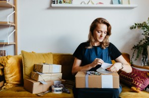 Small business owner leveraging Sendle to support her customers